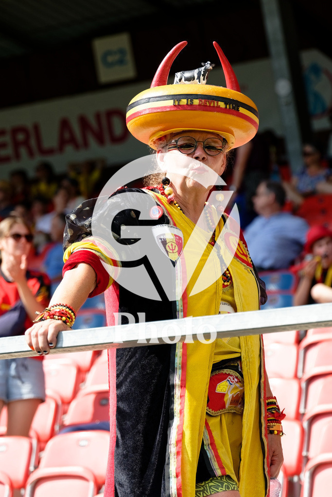 Belgium v Italy - UEFA Women's EURO 2025 Group B | SION, SWITZERLAND - JULY 3: Fans of Belgium during the UEFA Womens EURO 2025 Group B match between Belgium and Italy at Stade de Tourbillon on July 3, 2025 in Sion, Switzerland. (Photo by Giuseppe Velletri/Sports Press Photo/Getty Images)