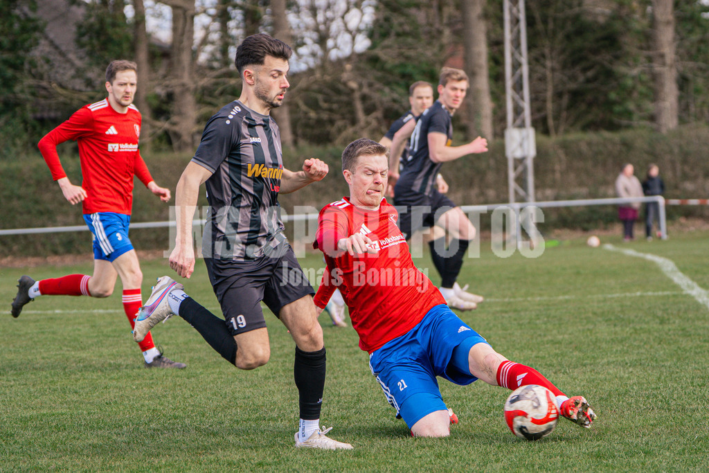 Fußball I Herren I Saison 2025-2026 I Landesliga Weser-Ems I 22. Spieltag I TV Dinklage - FC Schüttorf 09 I 15133 | jns.sportfotos - Realisiert mit Pictrs.com