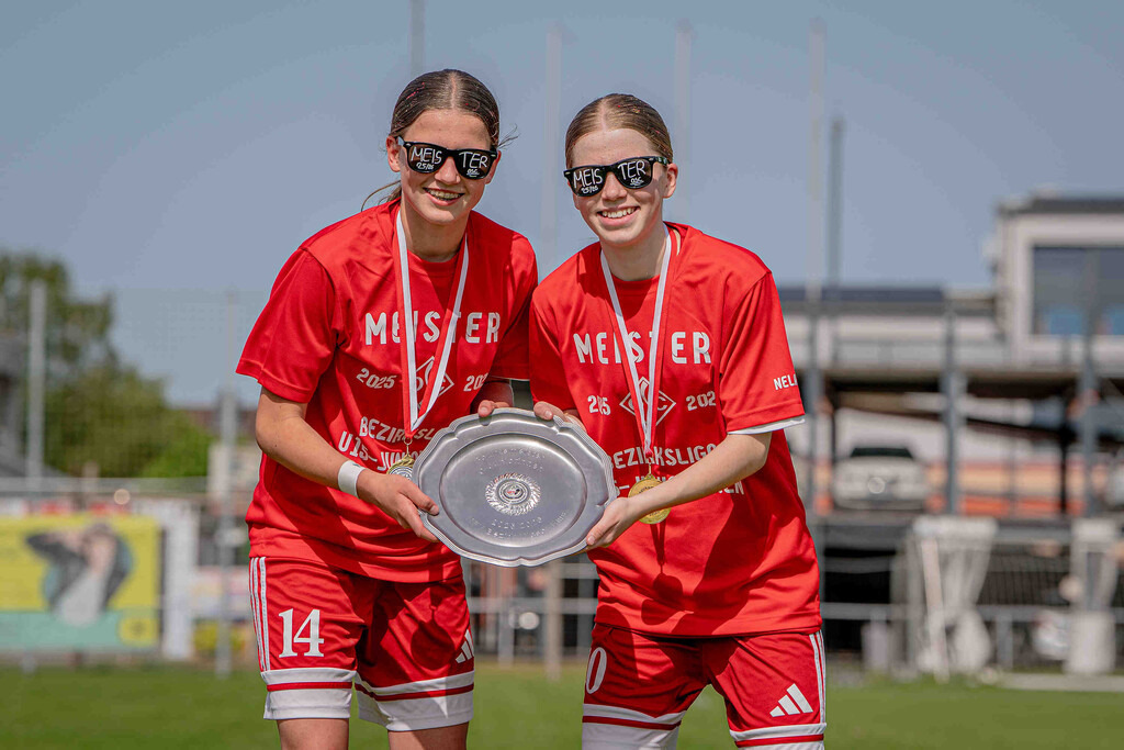 Fußball I C-Juniorinnen I Saison 2025-2026 I OSC U15 - Eltern und Geschwister I 11854 | jns.sportfotos - Realisiert mit Pictrs.com