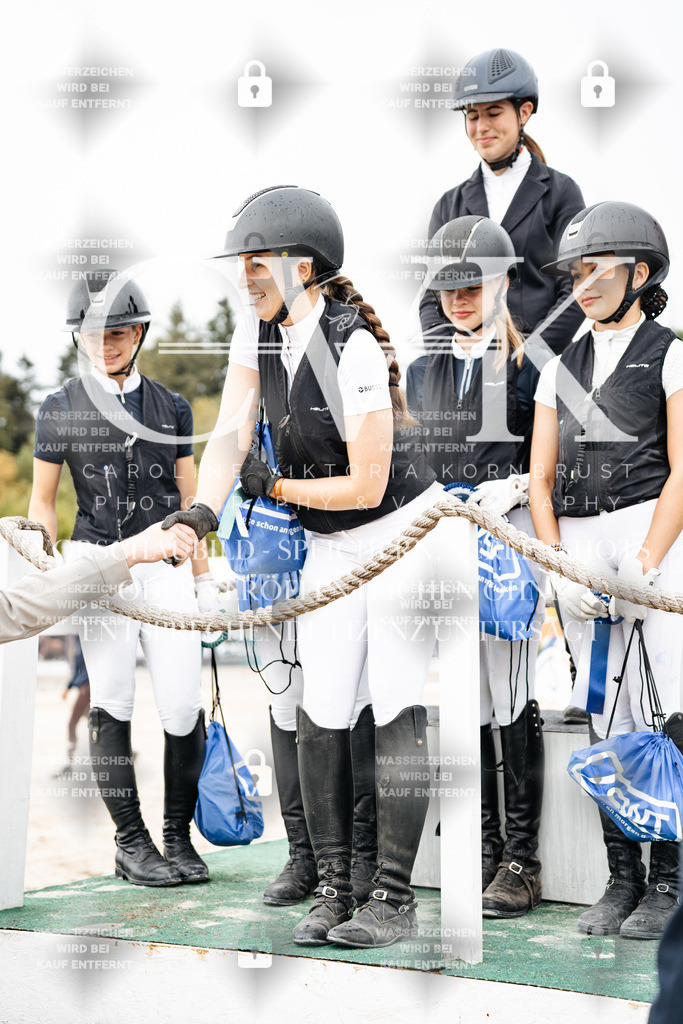 CK705165 | Turnierfotografie Pferdefotografie Trier Rheinland-Pfalz Pferdesport Reitsport Tierfotografie Sportfotografie Pferdevideo Pferdevideografie Equestrianvideography equestrianphotography  - Realisiert mit Pictrs.com