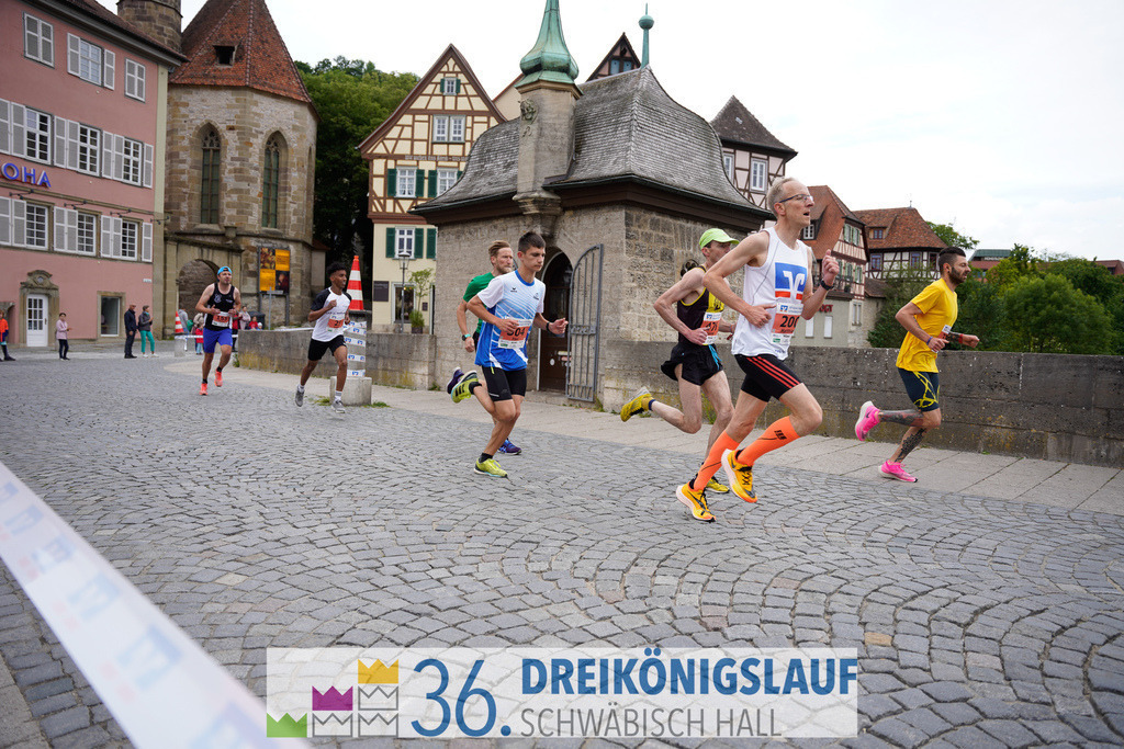 VR Bank Hauptlauf 10km | 3königslauf 2022 VR Bank Hauptlauf - Realisiert mit Pictrs.com