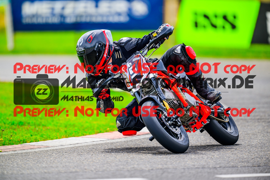 MaZZes_FotoMatrix_240608_6007705_6564 | OPEN