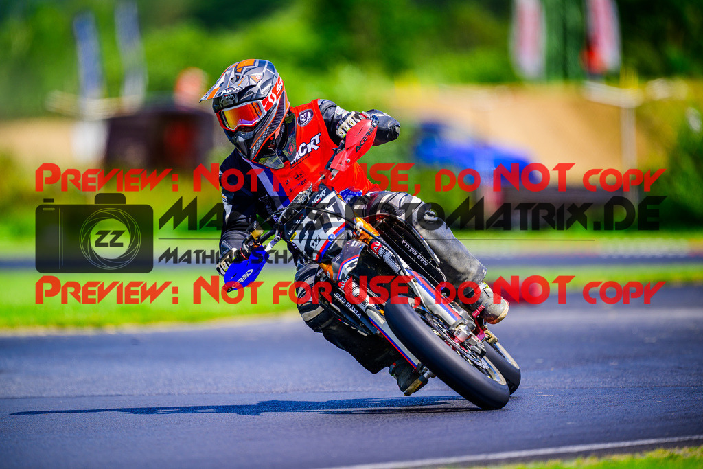 MaZZes_FotoMatrix_240714_6007705_7416 | UE40