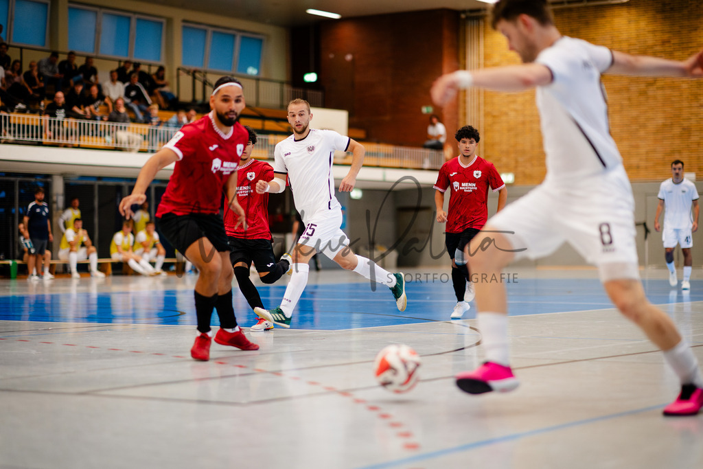 Futsal-Bundesliga, Saison 2025/2026, 2. Spieltag: SC Preußen Münster - FC Liria Futsal Berlin | Futsal-Bundesliga, Saison 2025/2026, 2. Spieltag, SC Preußen Münster empfängt FC Liria Berlin in der Universitäts-Sporthalle in Münster. Foto: sportfotografie.ms | Markus Paletta - Realisiert mit Pictrs.com
