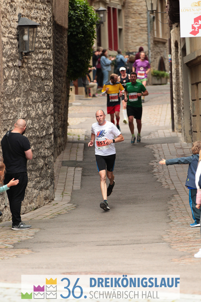 VR Bank Hauptlauf 10km | 3königslauf 2022 VR Bank Hauptlauf - Realisiert mit Pictrs.com