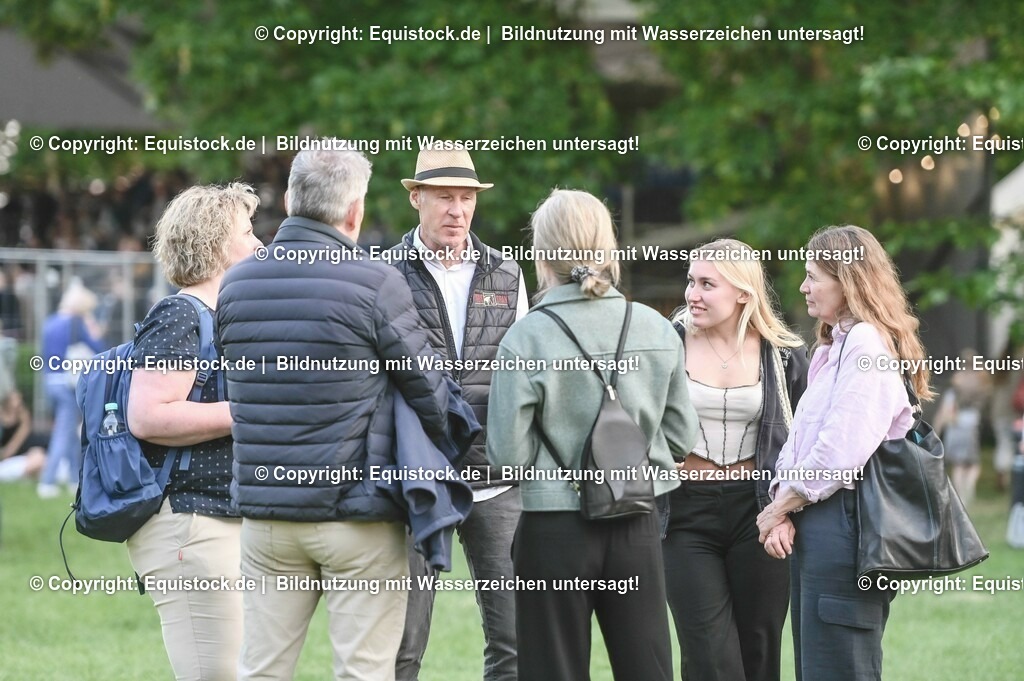 D78_3373 | equistock