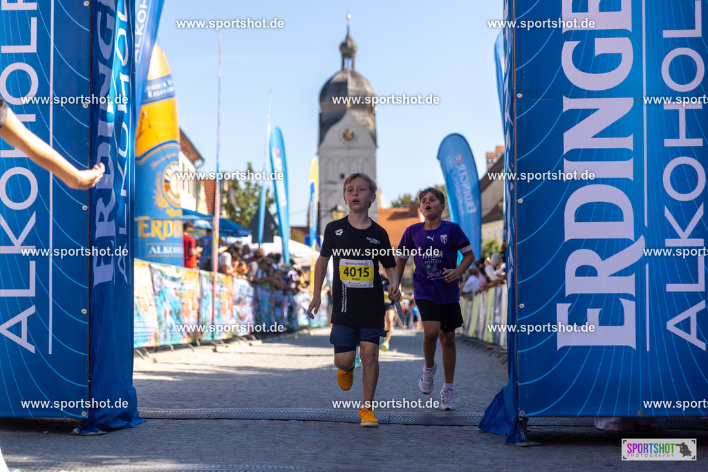 VJ__3444 | Stadtlauf Erding 2025 #stadtlauferding #erdingstadtlauf #stadtlauf_erding #laufmotivation #trisporterding #yourpictrs #sportshot_your_pictrs