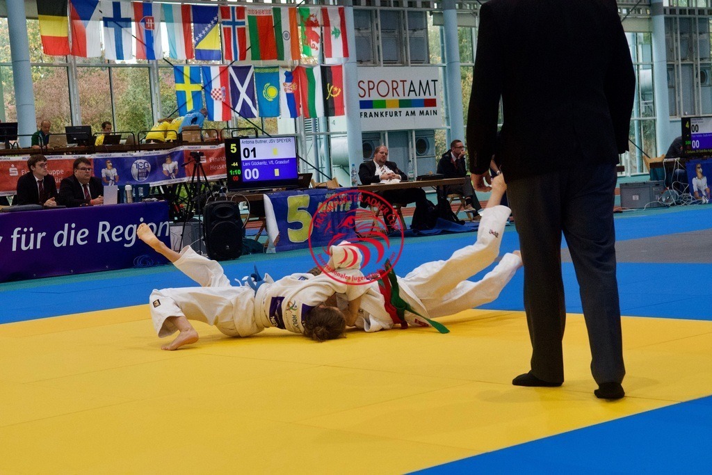 RAS_7725 | Fotos vom Adler Cup - Pictures from Adler Cup

Hier findet Ihr alle Eindrücke und großen Momente der Adler Cup Wochenenden. Here you will find all impressions and great moments of the Adler Cup weekends. - Realisiert mit Pictrs.com