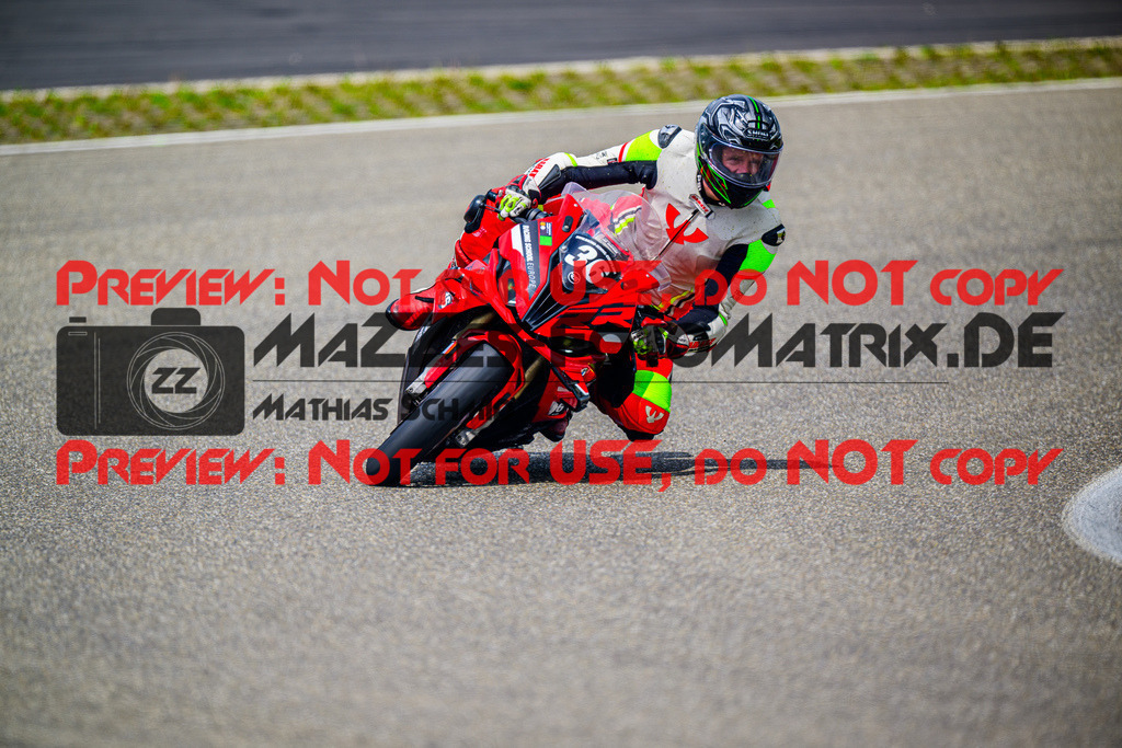 MaZZes_FotoMatrix_240519_6007705_8158 | Fotograf Mathias Schmid
Sportfotograf,
Eventfotograf,
Hochzeitsfotograf,
Portraitfotograf