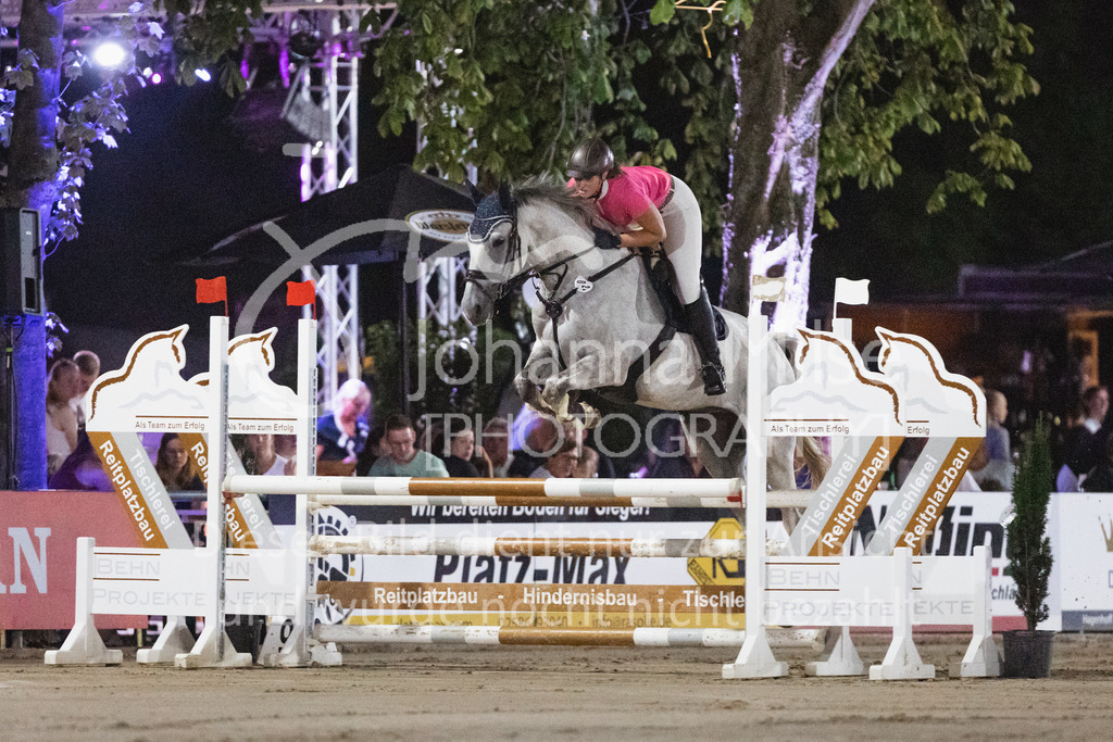 220825_Delbrueck_A1-Mannschaft-426 | Deine schönsten Turniermomente als professionelle Fotos! Entdecke hochwertige Pferdesport-Fotografie im Online-Shop. Jetzt Fotos finden & bestellen!