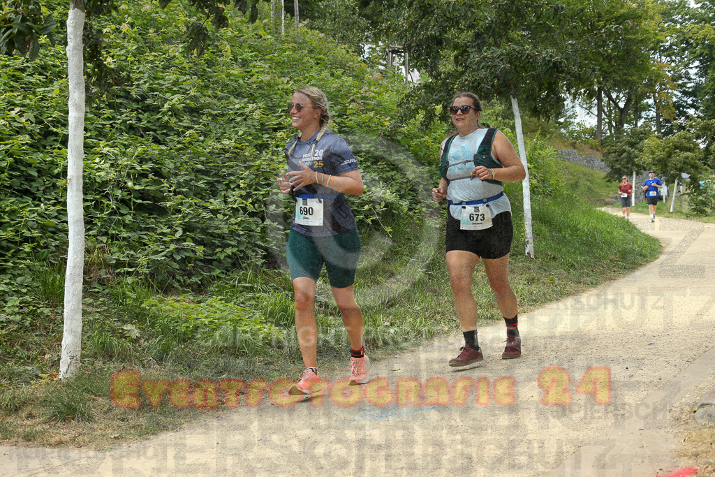 250824_1516_EX1_8742 | Sportfotografie im Rhein-Sieg Kreis, Köln, Bonn, NRW, Rheinland Pfalz, Hessen, etc. Unser Tätigkeitsfeld umfasst den Laufsport vom Volkslauf über den Marathon, Duathlon, Triathon bis zum Ultralauf wie Kölnpfad Ultra oder Schindertrail.