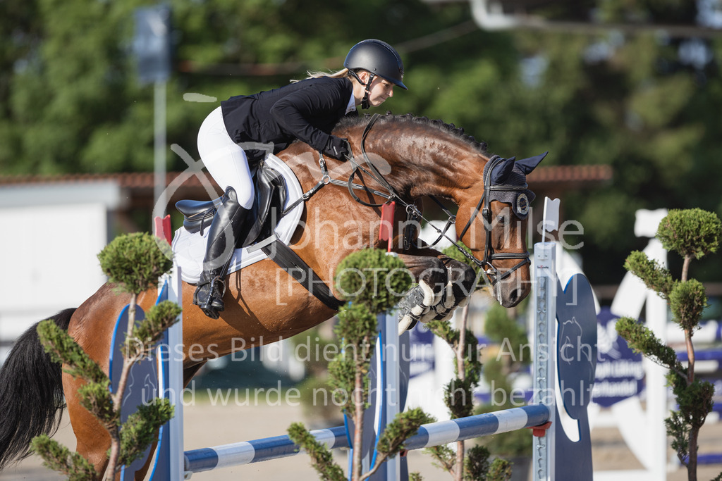 230624_PfSpTa_A2-Spr-112 | Deine schönsten Turniermomente als professionelle Fotos! Entdecke hochwertige Pferdesport-Fotografie im Online-Shop. Jetzt Fotos finden & bestellen!