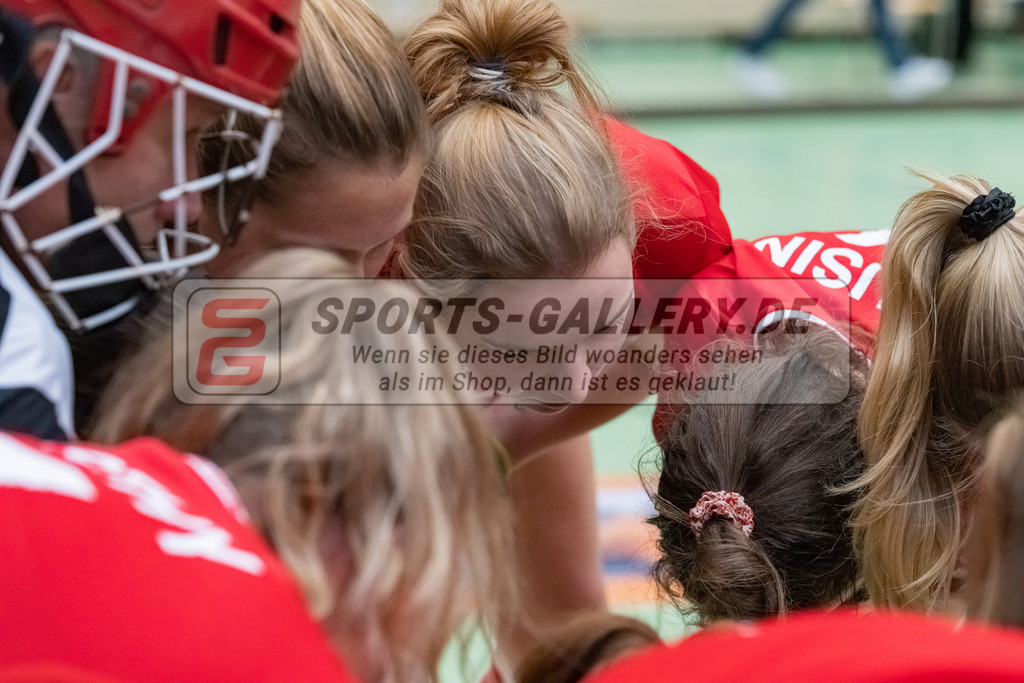 HK_20230114_102855 | 1. Bundesliga ( Halle ) Damen Crefelder HTC - RTHC Leverkusen am 14.1.2023 Crefelder HTC  ( CHTC ) Halle Glockenspitz , Krefeld , Krings Lynn ( Crefelder HTC #19 )