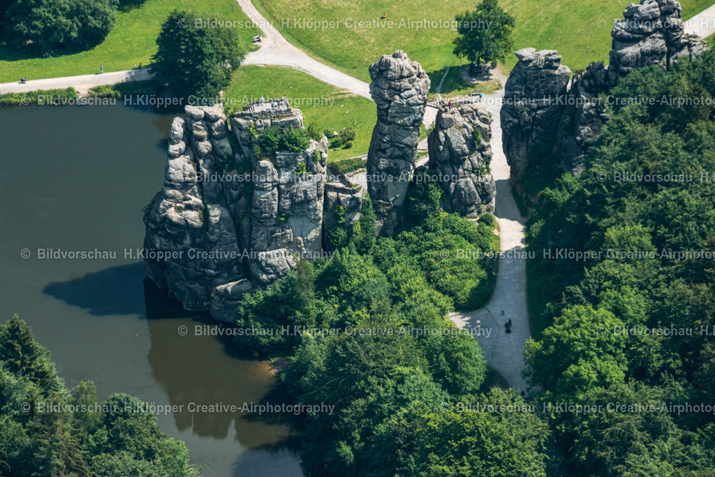 Externsteine Teutoburger Wald -5812 | Die Externsteine sind eine markante Sandstein-Felsformation im Teutoburger Wald bei Horn Bad Meinberg - Realisiert mit Pictrs.com