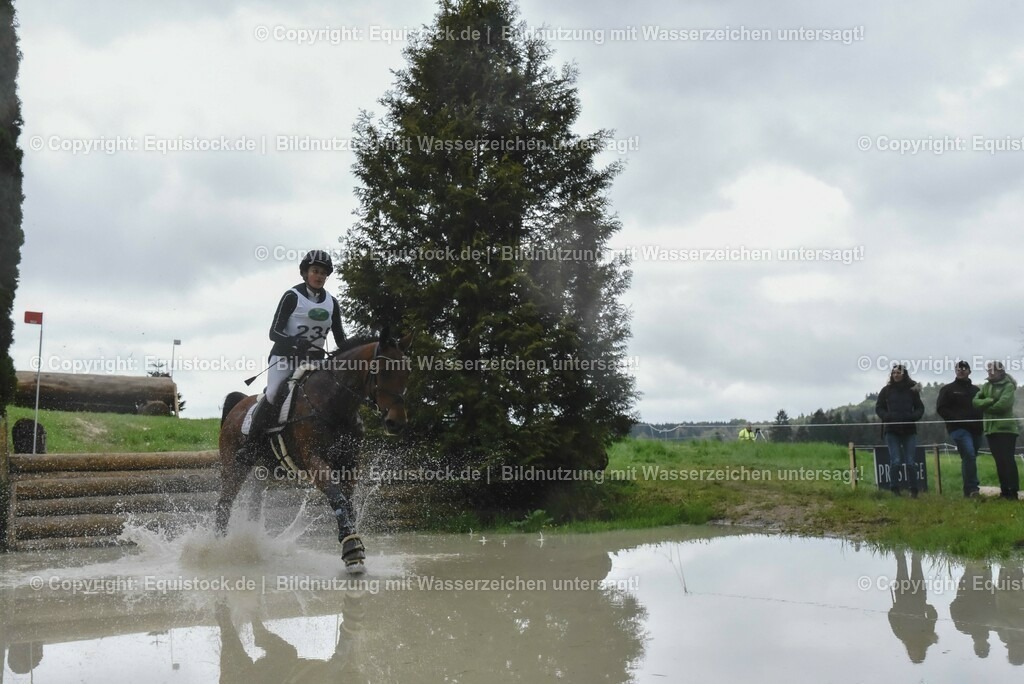 20230513_CCI2_Section2_Gelände_0573 | equistock