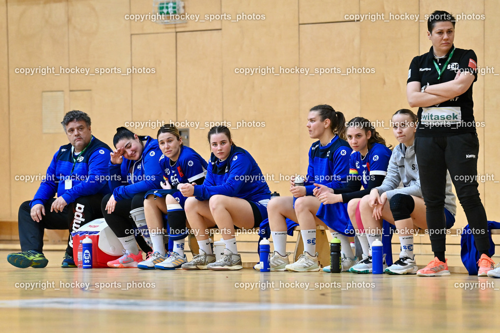 SC Ferlach Damen vs. HIB Graz 18.2.2023 | Assistentcoach Betreuer Sektionsleiter SC Ferlach Damen Buchbauer Wolfgang, #12 Segota Helena, #55 Pavkovic Andrea, Headcoach SC Ferlach Damen Kanjugovic Iva