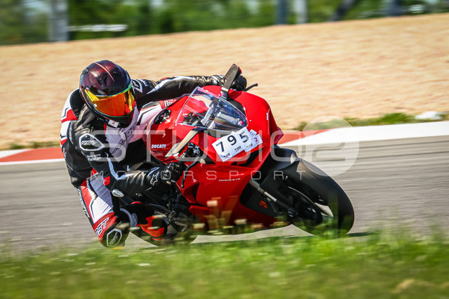 0795-260527NBR-007_795 | Deine Full-Service-Agentur für ✔️Videoproduktionen und ✔️Motorsportfotografie Jetzt Angebot anfragen!