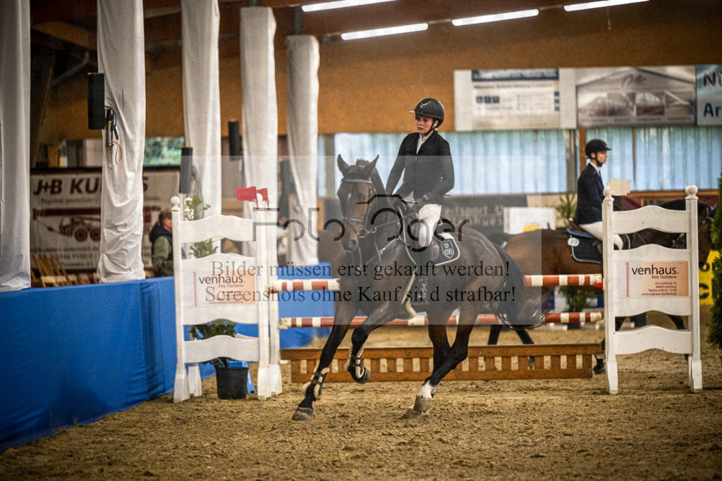 DOS_B1110 | Entdecke hochwertige Reitturnierfotos von Foto Oger. Professionell, emotional und authentisch – jetzt Lieblingsmomente im Shop bestellen.Deutschlandweite Turnierfotografie. - Realisiert mit Pictrs.com