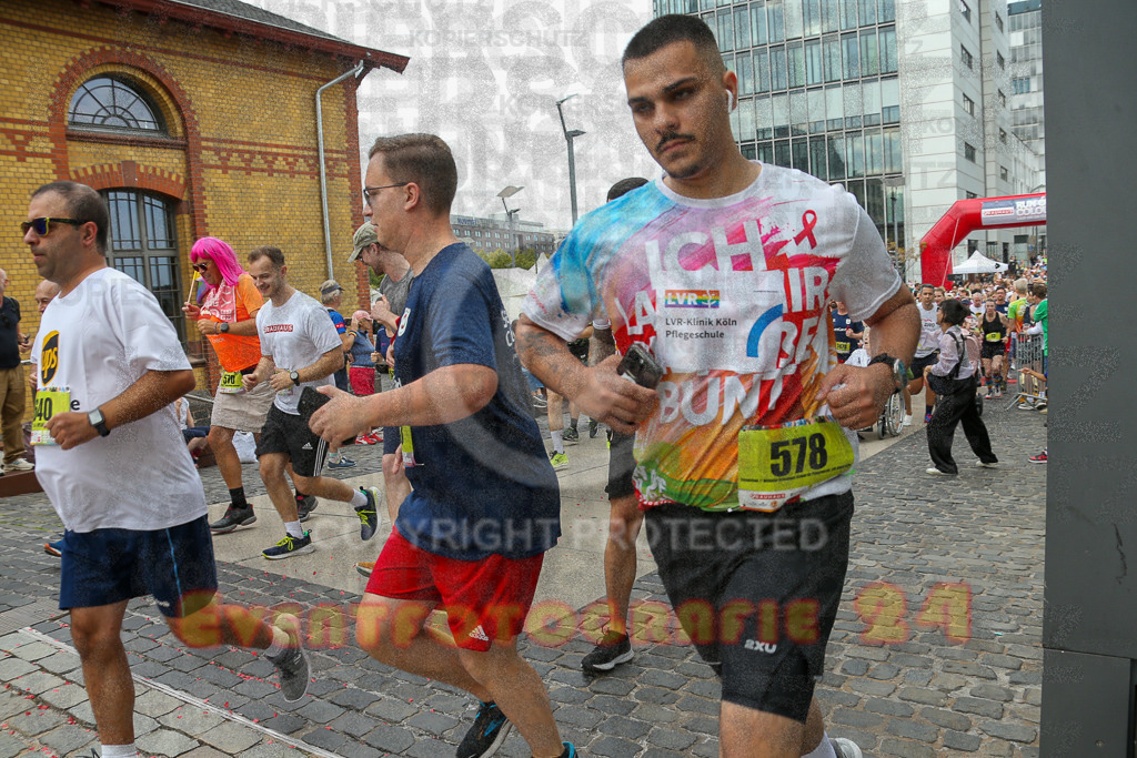 250920_1300_EX1_3781 | Sportfotografie im Rhein-Sieg Kreis, Köln, Bonn, NRW, Rheinland Pfalz, Hessen, etc. Unser Tätigkeitsfeld umfasst den Laufsport vom Volkslauf über den Marathon, Duathlon, Triathon bis zum Ultralauf wie Kölnpfad Ultra oder Schindertrail.