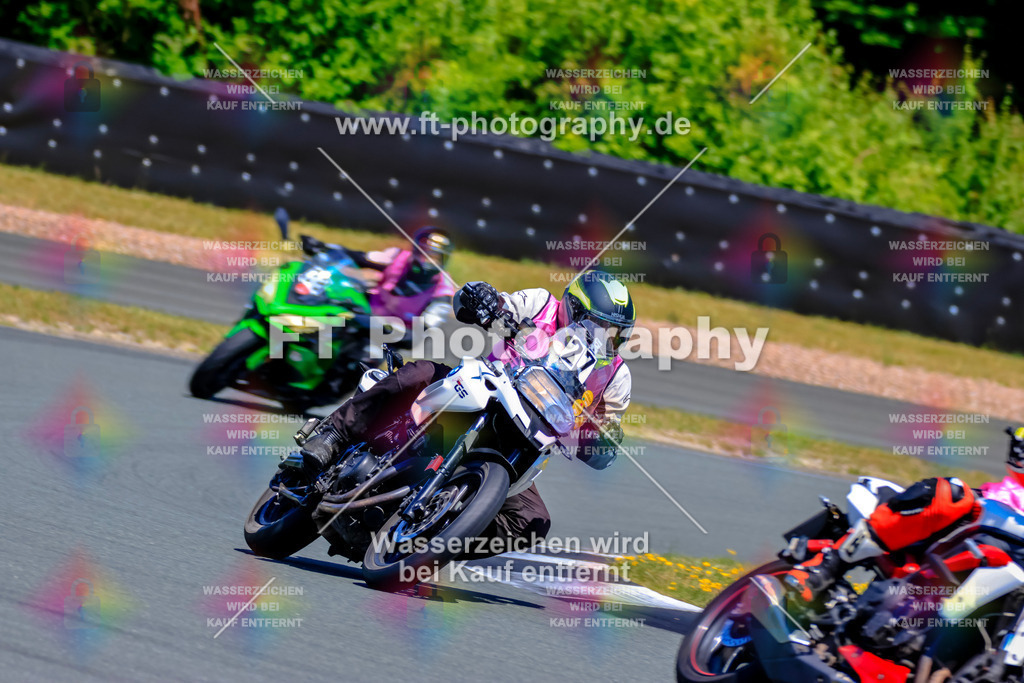 _TCM6454 | Hier findet Ihr Bilder von Touristenfahrten auf der Nürburgring Nordschleife oder von anderen Veranstaltungen die ich besucht habe. Viel Spass beim Durch Schauen 