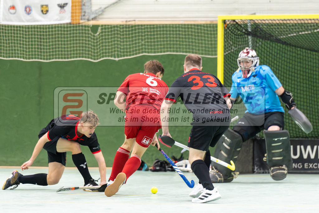 SFE_20251213_0036 | Köln, Deutschland, 13.12.2025:  Hockey 1. Bundesliga Herren Rot-Weiss - DSD Düsseldorf im KTHC Stadion Rot-Weiss Köln Tennis and Hockey Club am 13.12.2025 in Köln, Deutschland. (Foto von Fehrmann)Köln, Germany, 13.12.2025: Hockey 1. Bundesliga Herren Rot-Weiss - DSD Düsseldorf in KTHC Stadion Rot-Weiss Köln Tennis and Hockey Club at 13.12.2025 in Köln, Deutschland. (Foto from Fehrmann)