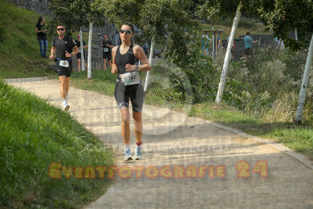 250824_1501_EX1_8319 | Sportfotografie im Rhein-Sieg Kreis, Köln, Bonn, NRW, Rheinland Pfalz, Hessen, etc. Unser Tätigkeitsfeld umfasst den Laufsport vom Volkslauf über den Marathon, Duathlon, Triathon bis zum Ultralauf wie Kölnpfad Ultra oder Schindertrail.