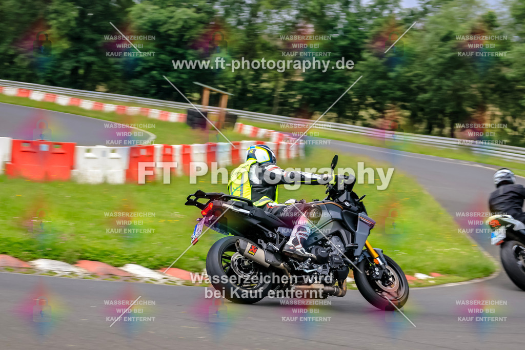 VBK-6425 | Hier findet Ihr Bilder von Touristenfahrten auf der Nürburgring Nordschleife oder von anderen Veranstaltungen die ich besucht habe. Viel Spass beim Durch Schauen 