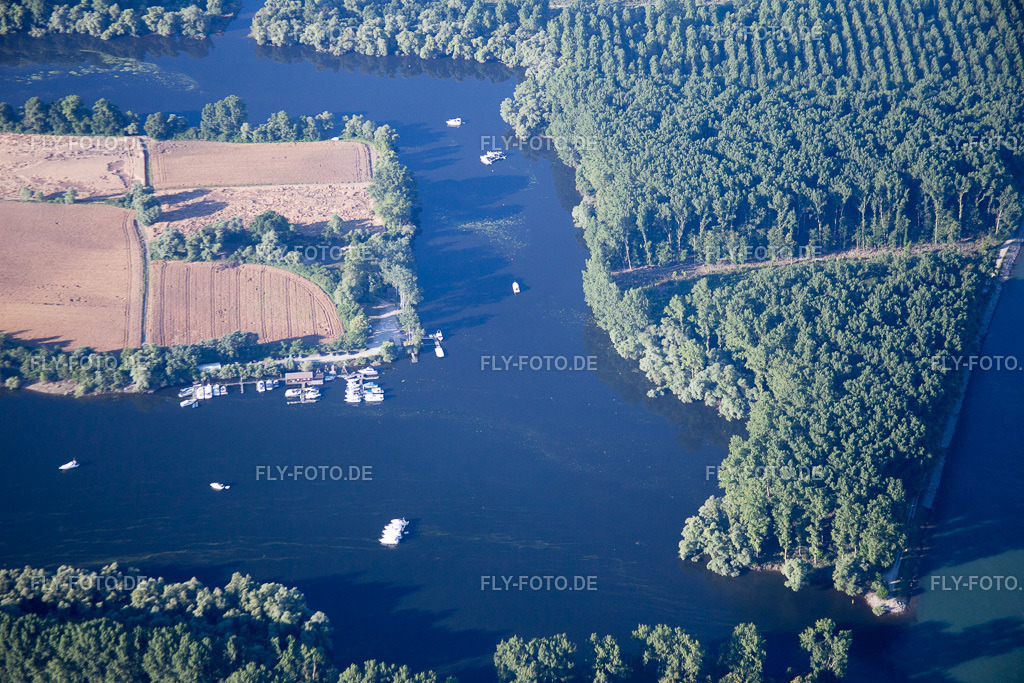 Korsika | Luftbild: Korsika im Ortsteil Oberhausen in Oberhausen-Rheinhausen im Bundesland Baden-Württemberg in Deutschland. Foto: IMG_091733.jpg vom 10.07.2016 durch Werner Riehm/FLY-FOTO.de - Realisiert mit Pictrs.com