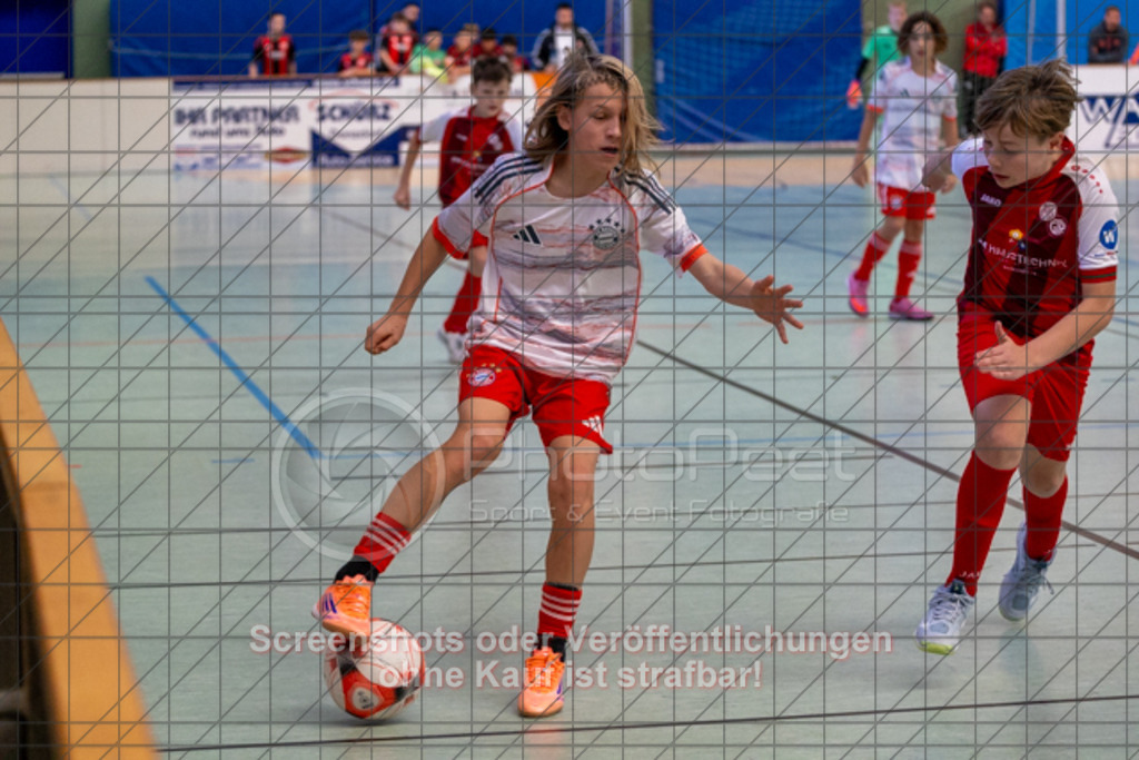 20251213_110452_0401 | FC Bayern München - SGM Do/Rei U13 227. internationaler Prinzing Junior Cup in der Donzdorfer Lautertalhalle - 13.12.2025,Foto: PhotoPeet-Sportfotografie/Peter Harich