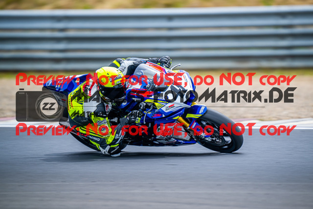 MaZZes_FotoMatrix_220624_1057 | IDM1000