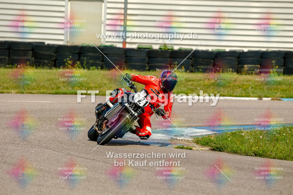 Chambley Juli-0217 | Hier findet Ihr Bilder von Touristenfahrten auf der Nürburgring Nordschleife oder von anderen Veranstaltungen die ich besucht habe. Viel Spass beim Durch Schauen 