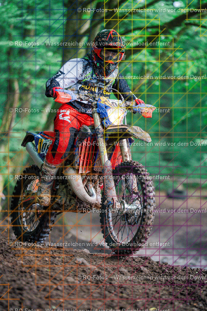 4 Lauf Schlüchtern IGE 2026-249 | Sportfotografie von RO-Fotos: Motorsport, Motocross, Enduro, Laufveranstaltungen und Triathlon. Professionelle Fotos von Sportlern und Events. - Realisiert mit Pictrs.com