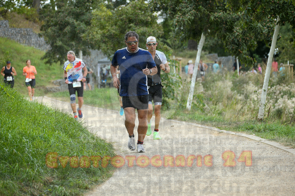 250824_1406_EX1_4973 | Sportfotografie im Rhein-Sieg Kreis, Köln, Bonn, NRW, Rheinland Pfalz, Hessen, etc. Unser Tätigkeitsfeld umfasst den Laufsport vom Volkslauf über den Marathon, Duathlon, Triathon bis zum Ultralauf wie Kölnpfad Ultra oder Schindertrail.