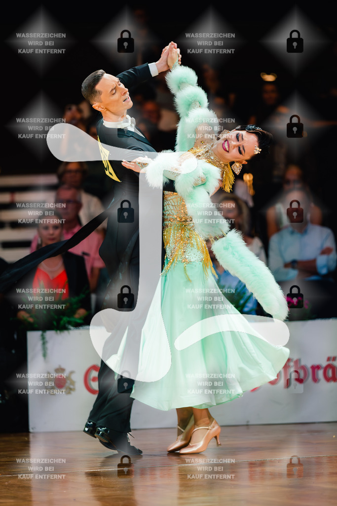 GOC 2025 - WDSF PD Super Grand Prix Standard 2nd (32) Vadim Shurin _ Anastasia Meshkova (Latvia)-2025-08-21-1800 | Webshop for digital downloads and prints of dance sport, event & show photographer Julian Link - Realisiert mit Pictrs.com