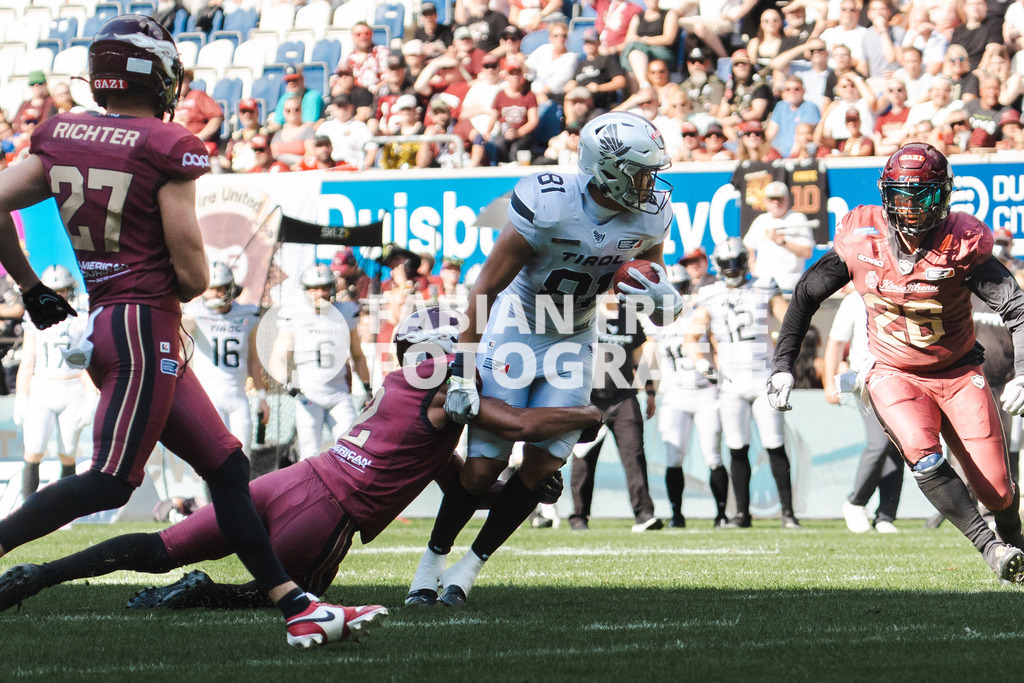 GER Rhein Fire vs. Raiders Tirol, Football, European League of Football, Spieltag 12, Saison 2025, 10.08.2025 | GER Rhein Fire vs. Raiders Tirol, Football, European League of Football, Spieltag 12, Saison 2025, 10.08.2025Foto: Fabian Friese - Realisiert mit Pictrs.com