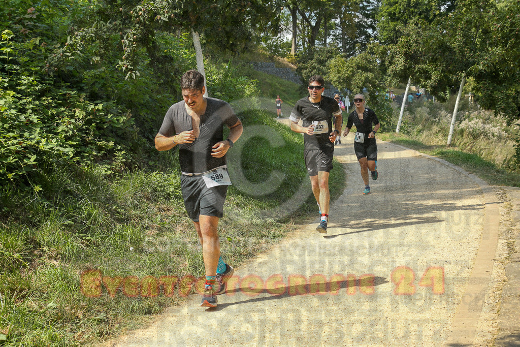 250824_1439_EX1_7005 | Sportfotografie im Rhein-Sieg Kreis, Köln, Bonn, NRW, Rheinland Pfalz, Hessen, etc. Unser Tätigkeitsfeld umfasst den Laufsport vom Volkslauf über den Marathon, Duathlon, Triathon bis zum Ultralauf wie Kölnpfad Ultra oder Schindertrail.