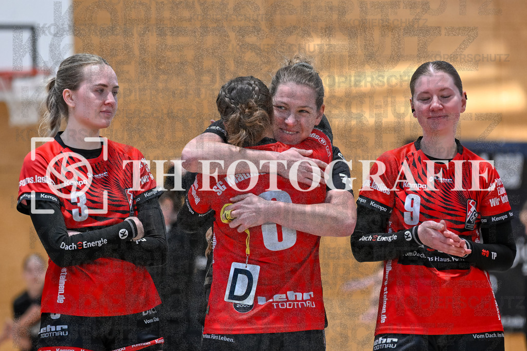 GER, SG Maulburg/Steinen - HB Kinzigtal, Frauen-Handball, Oberliga Suedbaden, 21. Spieltag, Saison 2024/2025, 06.04.2025 | Leonie Kiefer (SG Maulburg/Steinen, #03), Celina Schick (SG Maulburg/Steinen, #08), Sabrina Gruber (SG Maulburg/Steinen, #71), Tamara Posovzky (SG Maulburg/Steinen, #09)GER, SG Maulburg/Steinen - HB Kinzigtal, Frauen-Handball, Oberliga Suedbaden, 21. Spieltag, Saison 2024/2025, 06.04.2025Foto: TH Fotografie/Thomas Hess