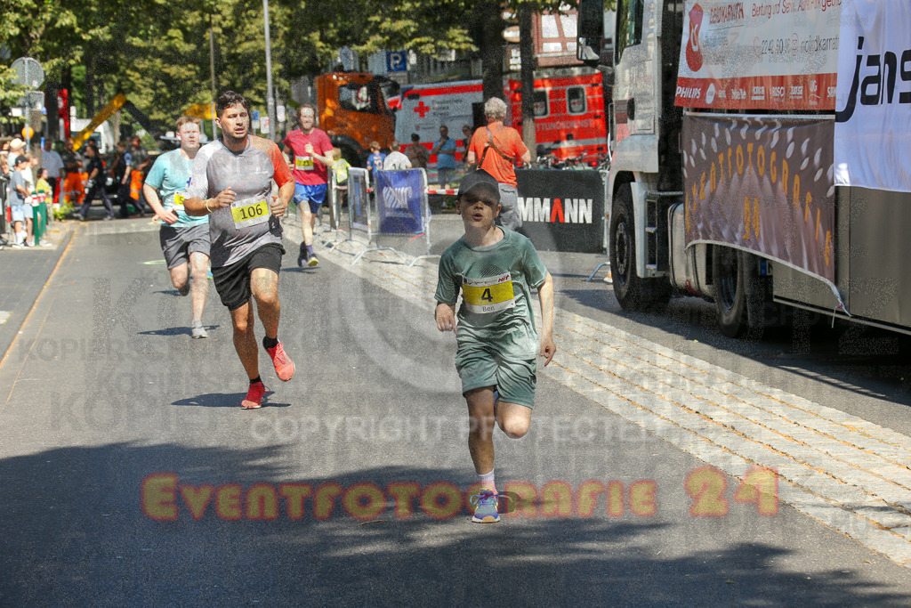250621_1042_EX1_2191 | Sportfotografie im Rhein-Sieg Kreis, Köln, Bonn, NRW, Rheinland Pfalz, Hessen, etc. Unser Tätigkeitsfeld umfasst den Laufsport vom Volkslauf über den Marathon, Duathlon, Triathon bis zum Ultralauf wie Kölnpfad Ultra oder Schindertrail.