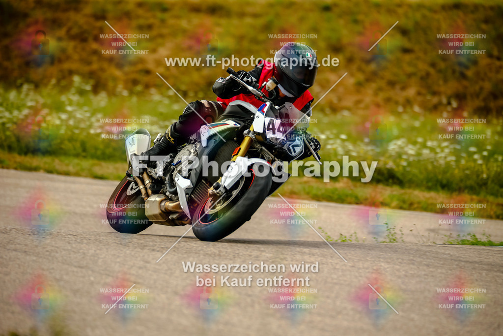 Chambley Juli-1044 | Hier findet Ihr Bilder von Touristenfahrten auf der Nürburgring Nordschleife oder von anderen Veranstaltungen die ich besucht habe. Viel Spass beim Durch Schauen 