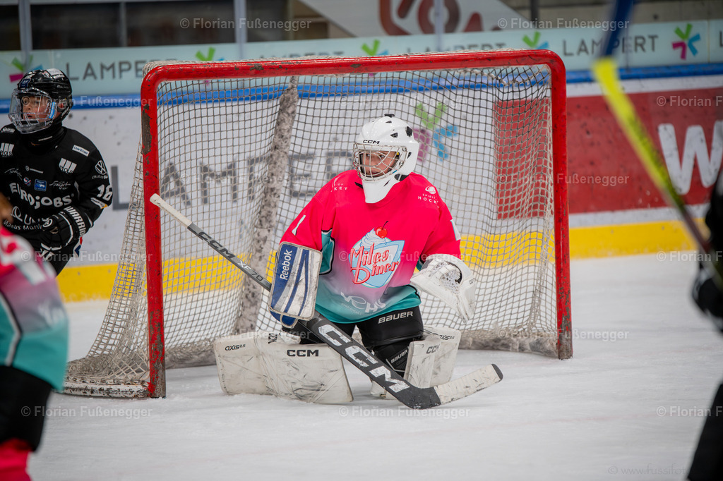 DSC_3265 | "Fussifoto.com – Ihr Ansprechpartner für hochwertige Fotografie! Entdecken Sie kreative Bilder und professionelle Dienstleistungen. Kontaktieren Sie uns für Ihre Projekte!"