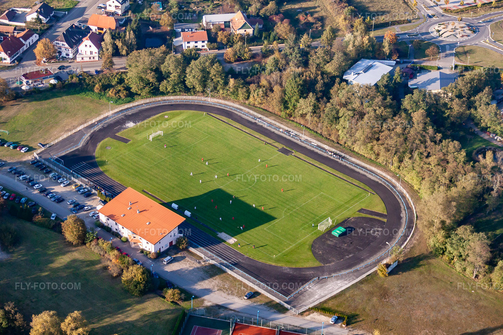 Aerial view: Rugby sports field Lauterbourg in the district Neulauterburg in Lauterbourg in the state Bas-Rhin, France.Photo: IMG_46023.jpg taken on 10/23/2011 by Werner Riehm/FLY-FOTO.comResolution of the original: 4752 x 3168 px