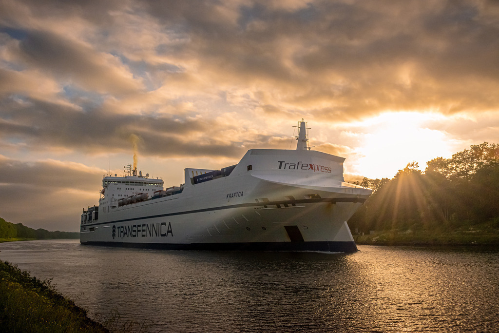 AAC_7146 | Entdecken Sie hochwertigen Fotodruck auf Leinwand, Acrylglas, Alu-Dibond und weiteren Materialien bei Fotodruck Online. Gestalten Sie individuelle Wandbilder in bester Qualität – ideal für besondere Erinnerungen und stilvolle Dekorationen. 