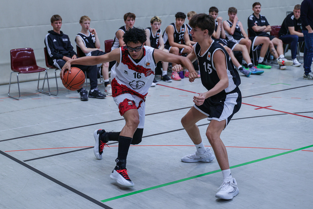 JBBL BAYER GIANTS vs Team BonnKöln RAG-85 | Fotos von Basketballspielen aus dem Raum NRW fotografiert von Gero Mueller-Laschet und Daniel Schaefer - Realisiert mit Pictrs.com