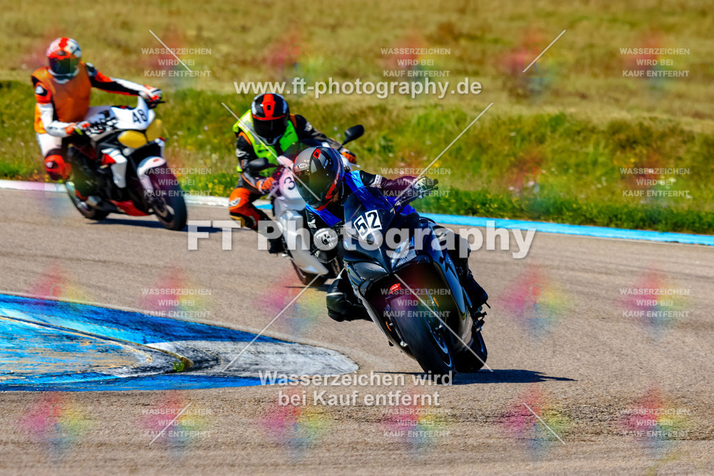 052-3740 | Hier findet Ihr Bilder von Touristenfahrten auf der Nürburgring Nordschleife oder von anderen Veranstaltungen die ich besucht habe. Viel Spass beim Durch Schauen 