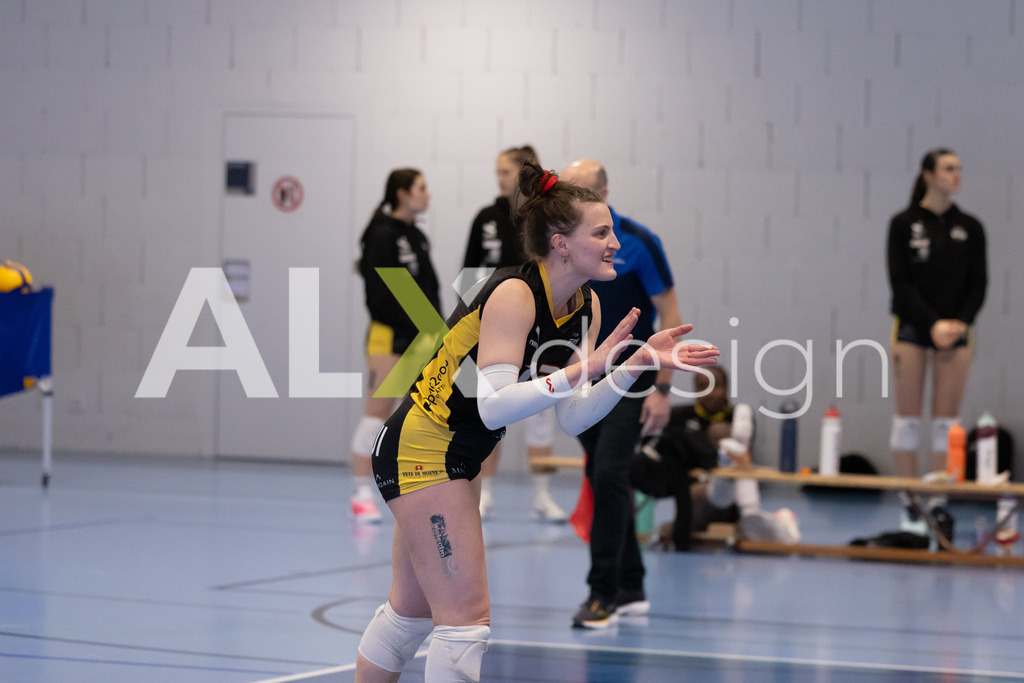 Volleyball I Frauen I Saison 2025-2026 I Volleyball NLA | Women I 1/4 Finals I  BIWI VFM - VC Kanti Schaffhausen I 01.03.2026 | 12 Coralie Varé (CH) (BIWI VFM) – Außenangriff - Realisiert mit Pictrs.com
