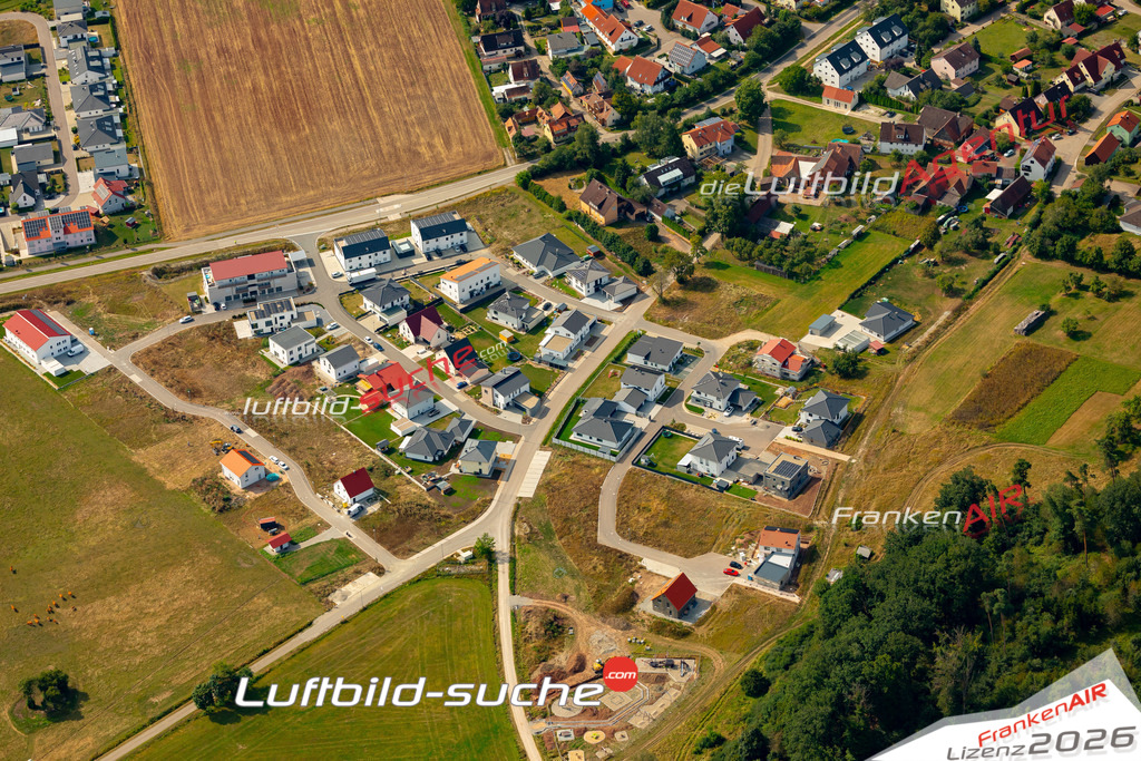 Das Luftbild zeigt :  Dombühl - Die Luftaufnahme wurde 2024 vom UL-Flugzeug aus erstellt ( keine Drohne ) - Hochauflösende Luftaufnahme - Für grossformatige Ausdrucke geeignet. Die Geschenkidee !Mit Lizenz und Bildrechte bestellbar