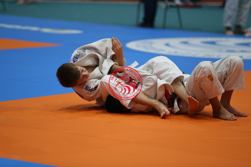 AT3Y2116 | Fotos vom Adler Cup - Pictures from Adler Cup

Hier findet Ihr alle Eindrücke und großen Momente der Adler Cup Wochenenden. Here you will find all impressions and great moments of the Adler Cup weekends. - Realisiert mit Pictrs.com