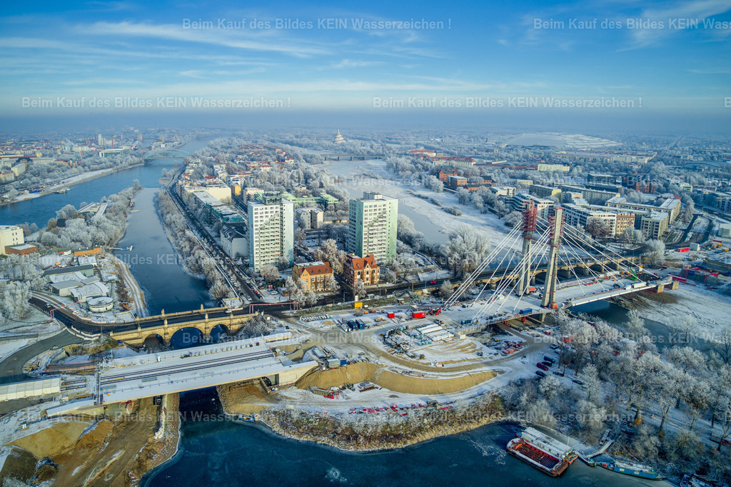 Magdeburg Pylonbrücke Stromersatzneubau im Winter-0022 | Zollbrücke und neue Strom-Pylon-Brücke im Winter - Realisiert mit Pictrs.com