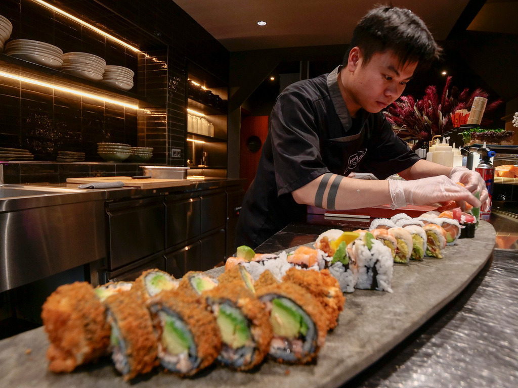 Yaoke | Ludwigsburg - Neueröffnung des asiatischen Restaurants " Yaoke " im alten Gasthof Waldhorn gegenüber vom Schloss. - Realisiert mit Pictrs.com