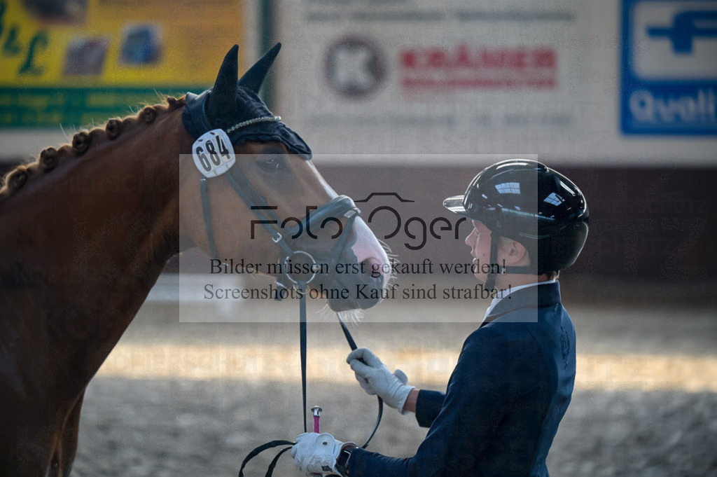 Reitturnier Voxtrup | Entdecke hochwertige Reitturnierfotos von Foto Oger. Professionell, emotional und authentisch – jetzt Lieblingsmomente im Shop bestellen.Deutschlandweite Turnierfotografie. - Realisiert mit Pictrs.com